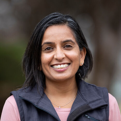 Angilee Shah's headshot