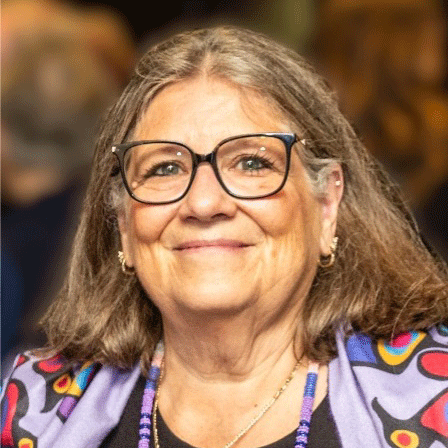 Lori Quigley's headshot