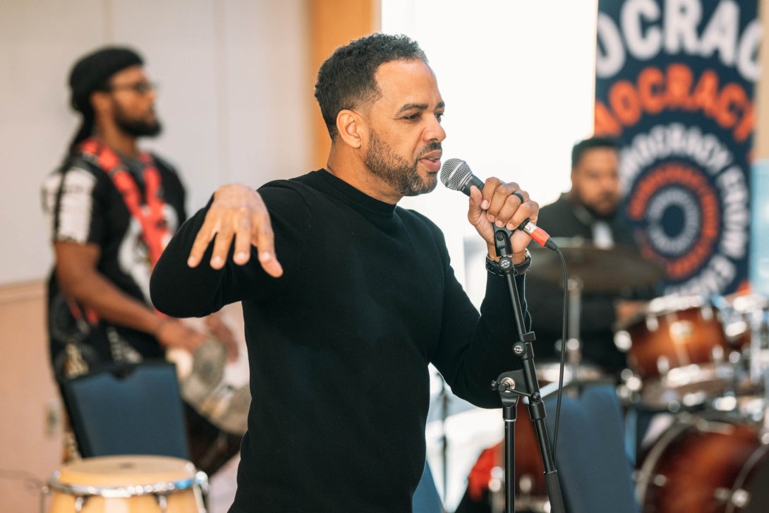 Karsh Practitioner Fellow Mike Ellison performs as part of "Join the Conversation: Common Ground, Common Sound."